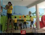 Vẽ tranh tường khu vui chơi cho bé