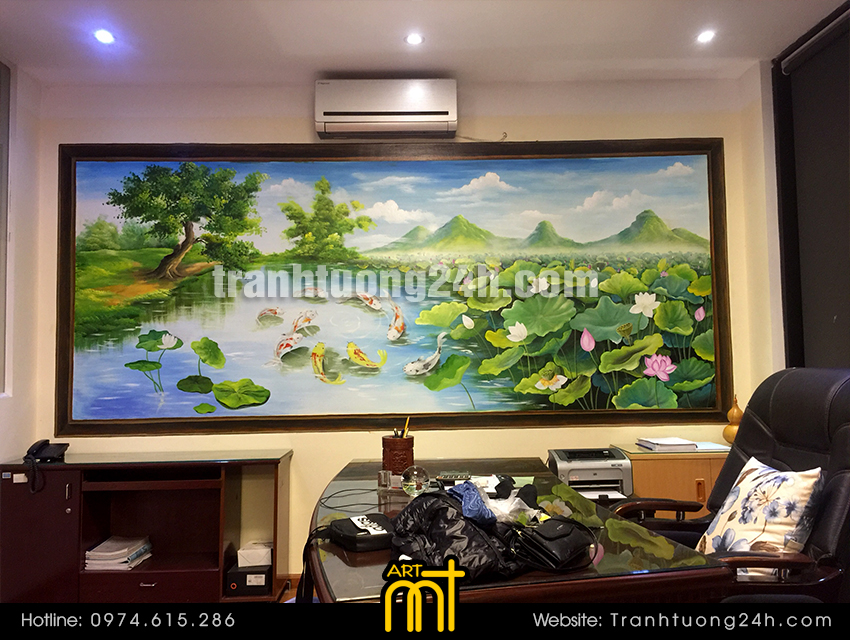 tranh tường gia đình phong thủy sen cá